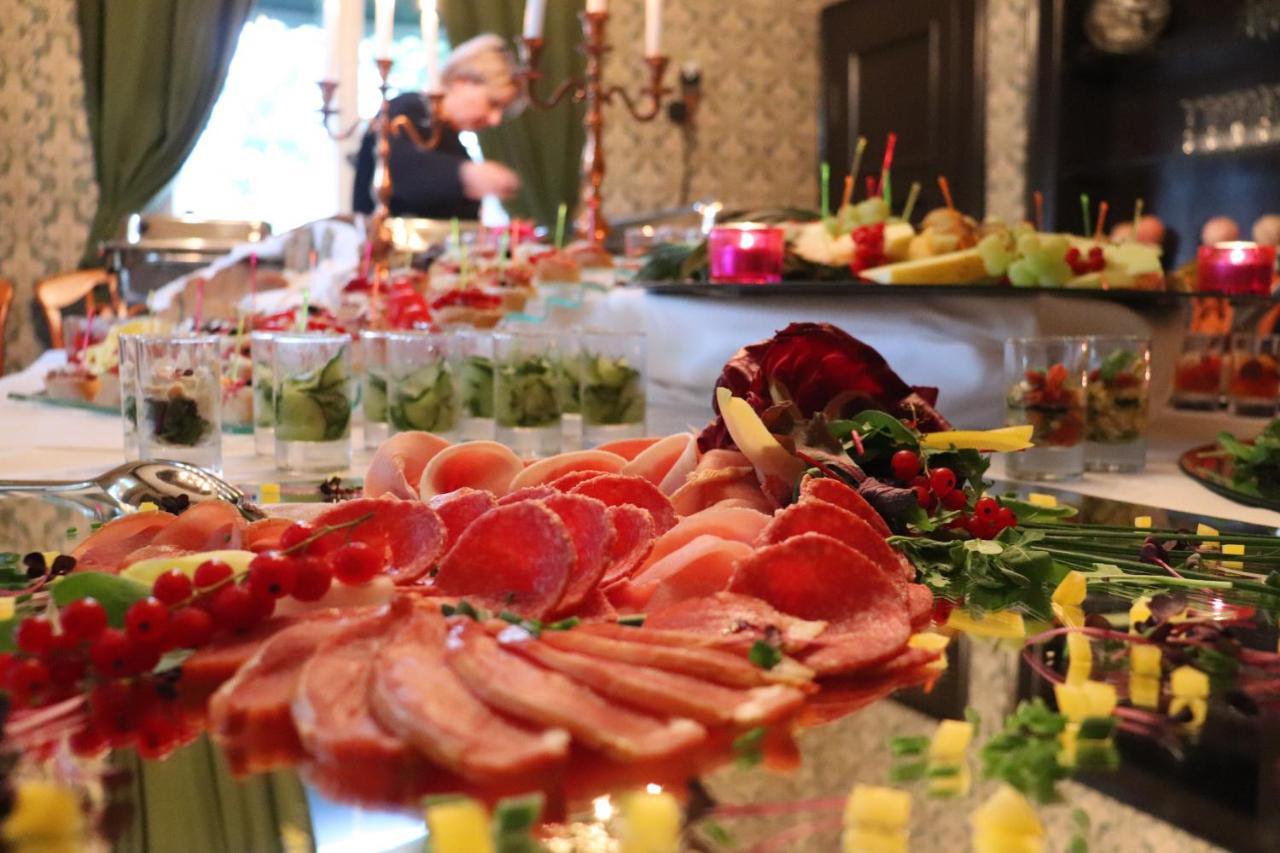 Zu Den Linden - Radebeul Pension Mit Restaurant Eksteriør billede